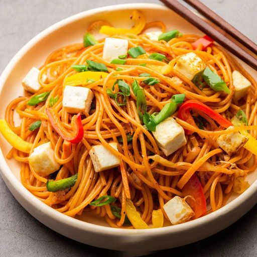 Paneer Chowmein🟩( DILLI CAFÉ )