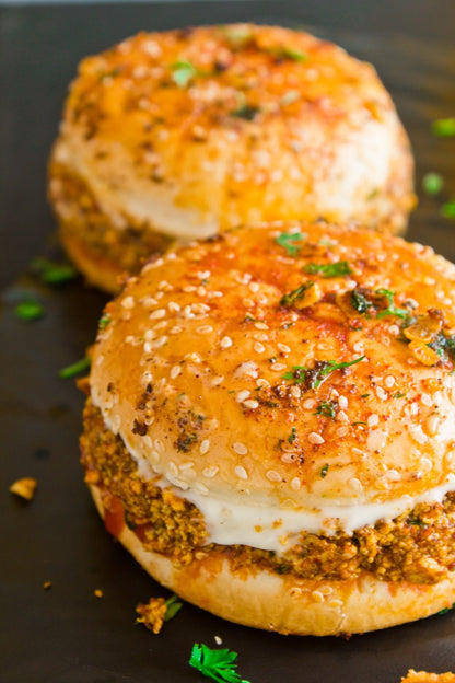 Cheese Burge 🟩 ( DILLI CAFÉ )